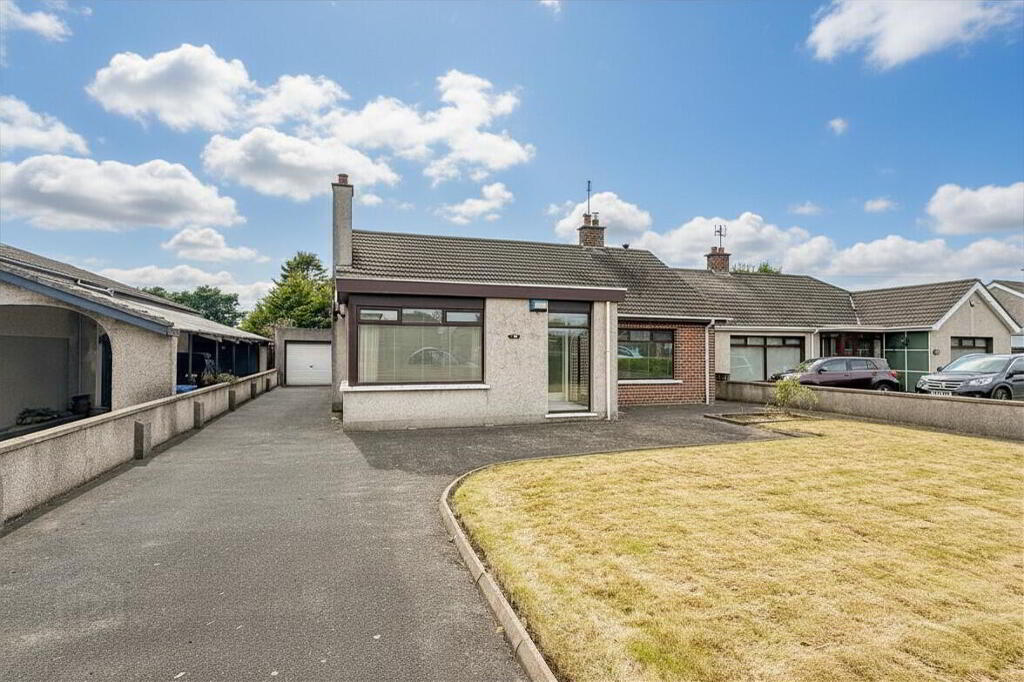 38 Ballywillin Road, Portrush, BT56 8JN