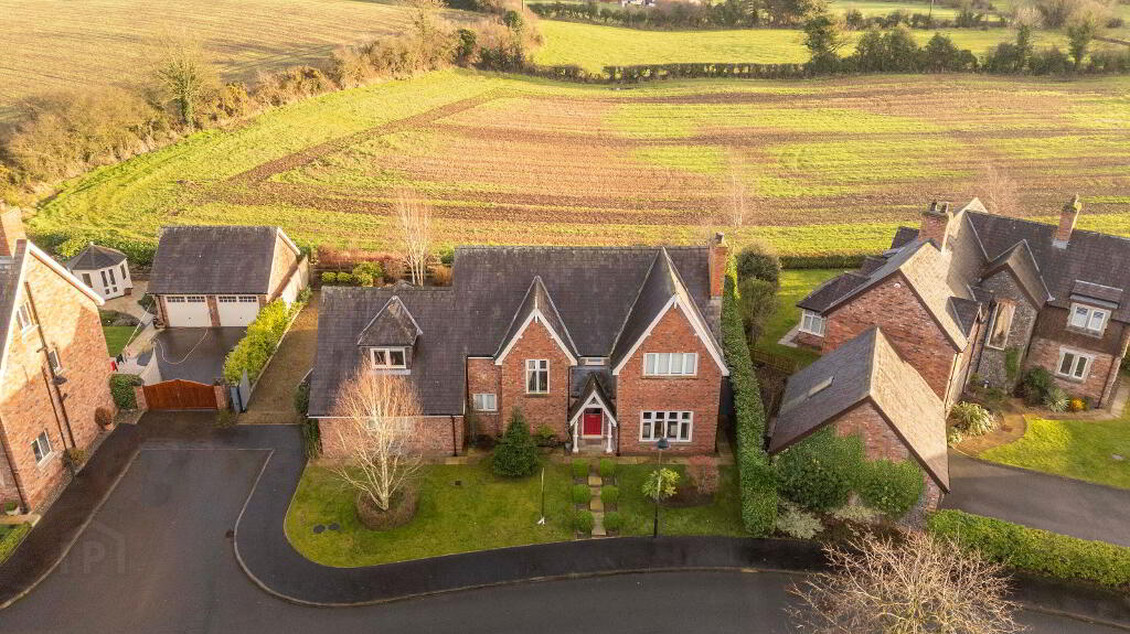 10 Governors Gate Meadow, Hillsborough, BT26 6FY