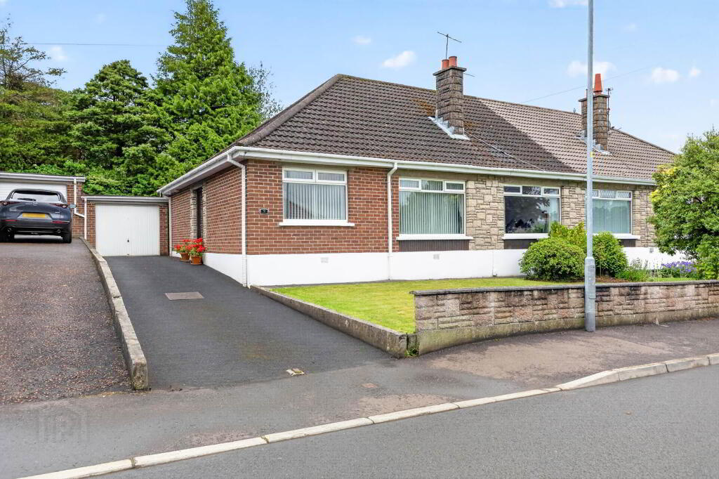 9 Pond Park Avenue, Lisburn, BT28 3JN