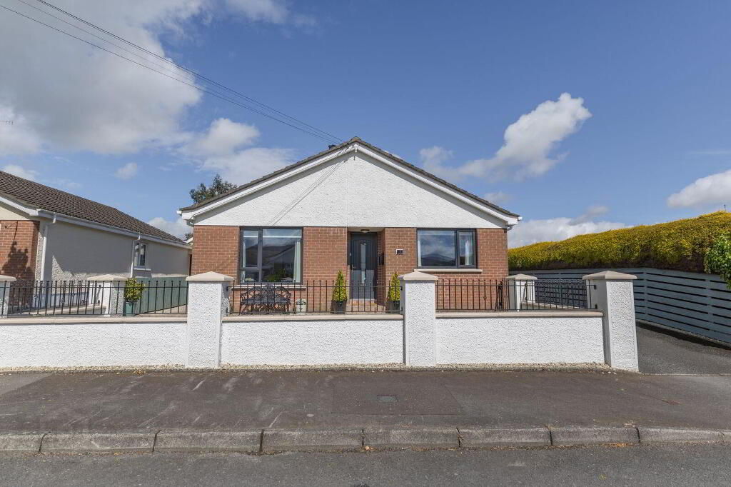 1 Ashley Court, Warrenpoint, Newry, BT34 3RN