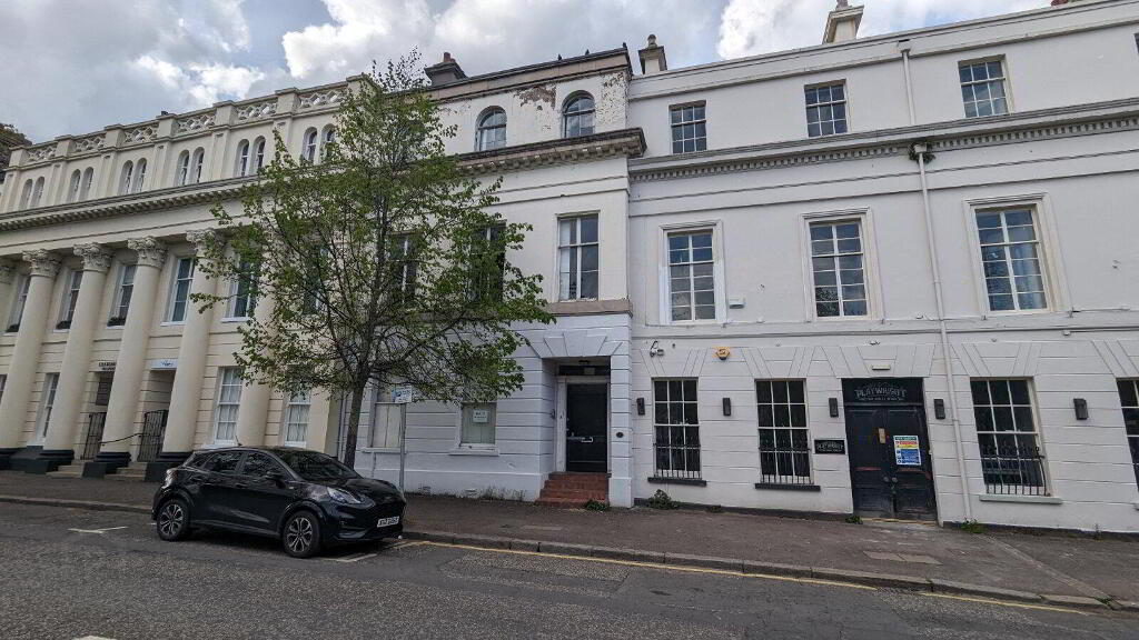 4 Lower Crescent, Belfast, BT7 1NR