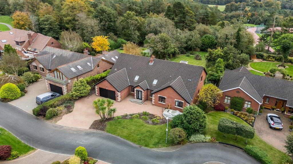 15 Old Coach Avenue, Belfast, BT9 5PY