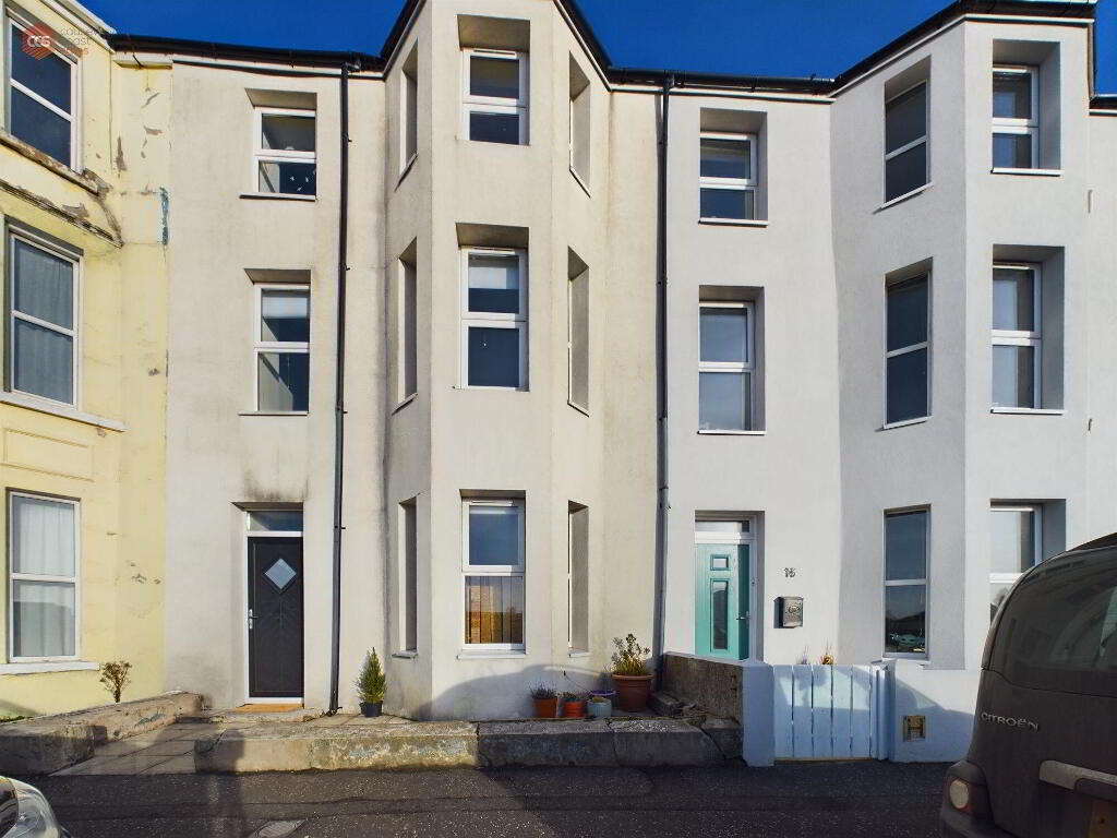 18 Mark Street, Portrush, BT56 8BT