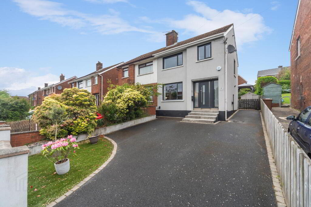 60 Roddens Crescent, Belfast, BT5 7JP