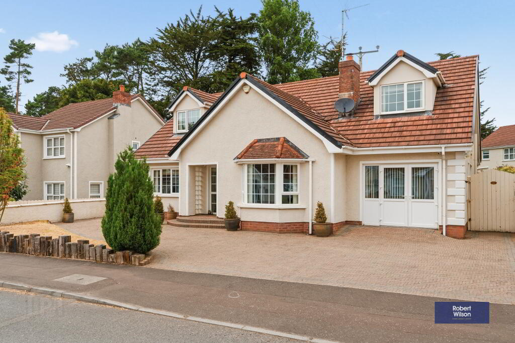 10 Lilburn Hall, Lurgan, BT66 7TL