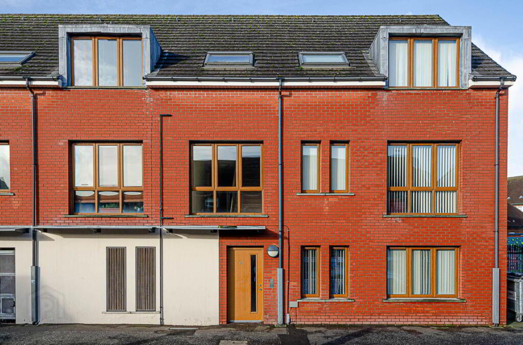 Apt 1, 8 Cherryville Street, Woodstock, Belfast, BT6 8BJ