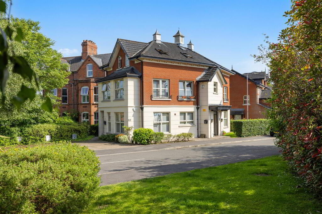 Apt 2, 2 Burghley Mews, Belfast, BT5 7GX