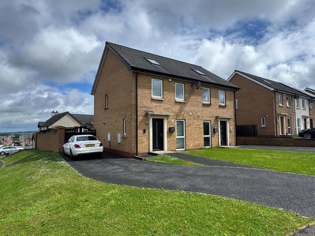 2 Aylesbury Lane, Mallusk Road, Newtownabbey, BT36 7ZE