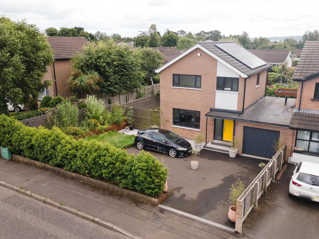 32 Lynda Avenue, Jordanstown, Newtownabbey, BT37 0NX