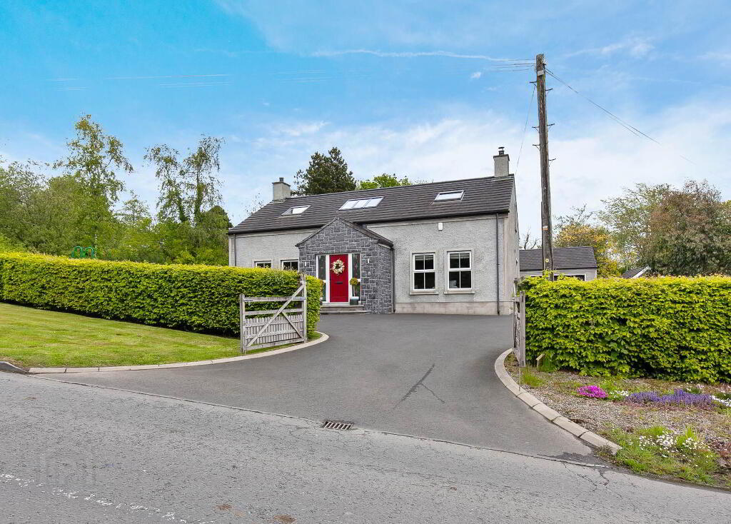 15a Scottstown Road, Moorfields, Ballymena, BT42 4RA