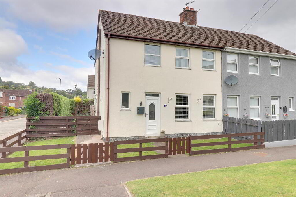 42 Trasnagh Drive, Newtownards, BT23 4PD