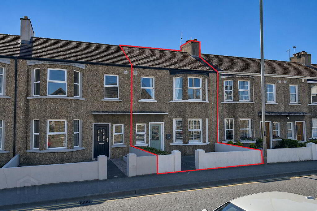 132 Causeway Street, Portrush, BT56 8JE