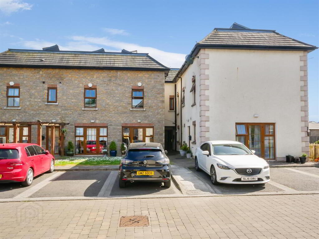 2 The Demesne Cottages, Hillsborough Road, Carryduff, Belfast, BT8 8GS