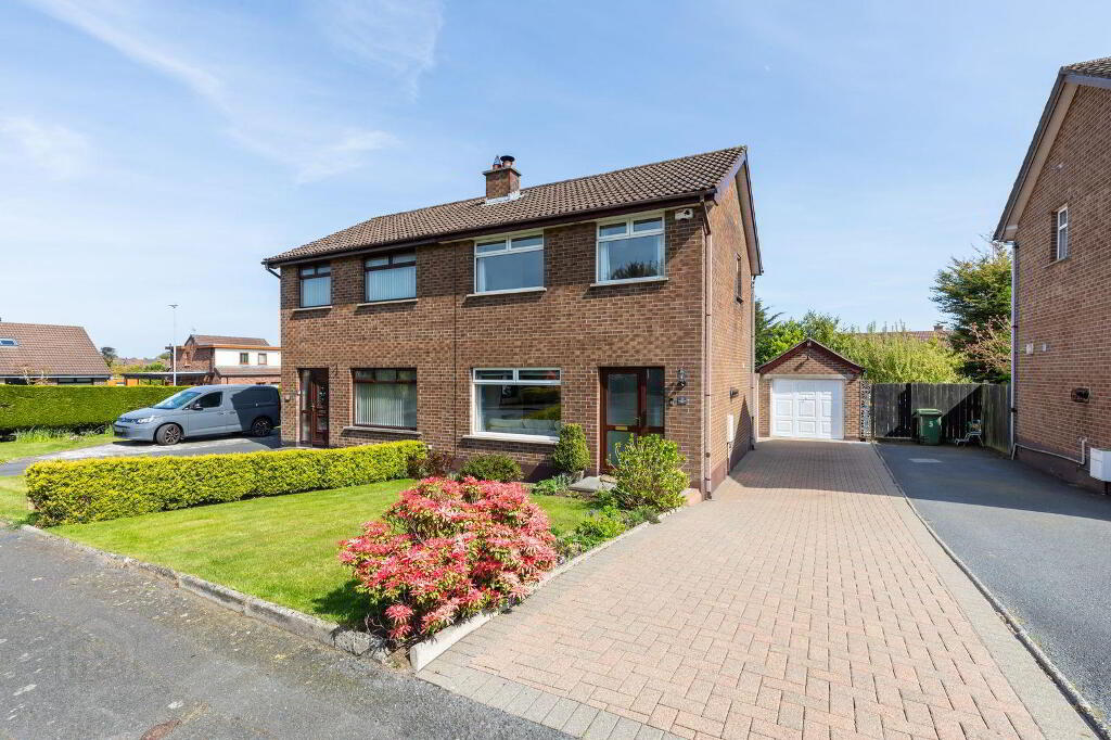 3 Sinclair Road North, Bangor, BT19 1PX