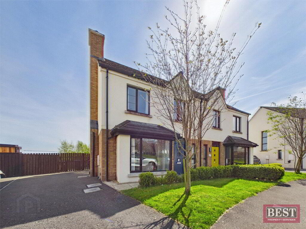 15 Hillcrest Heights, Bessbrook, Newry, BT35 7FW