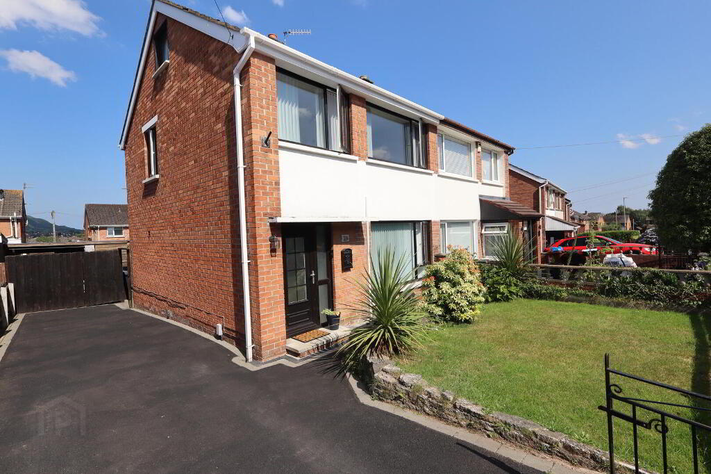 23 Braeside Park, Newtownabbey, BT36 6AS