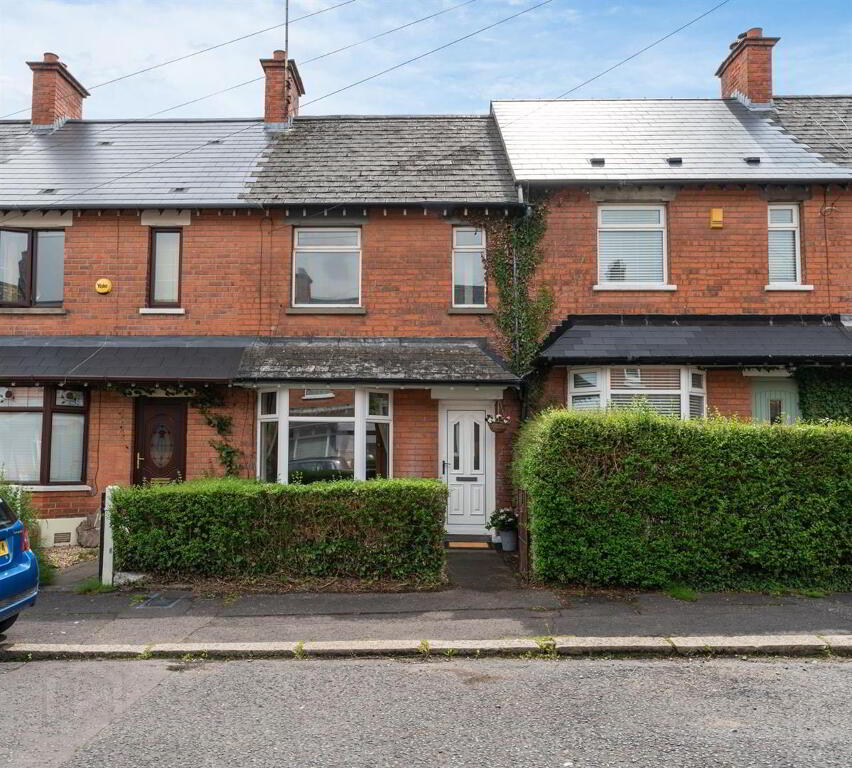 13 Weston Drive, Belfast, BT9 7JF