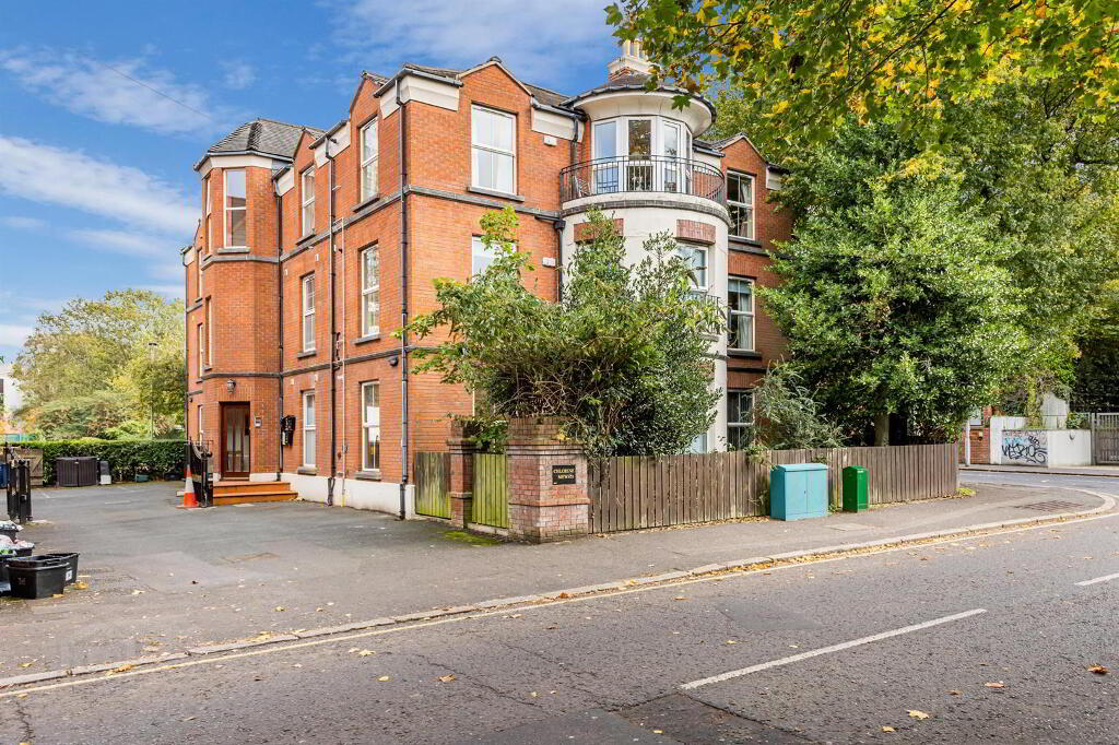 Apt 8, 16 Chlorine Gardens, Belfast, BT9 5DL