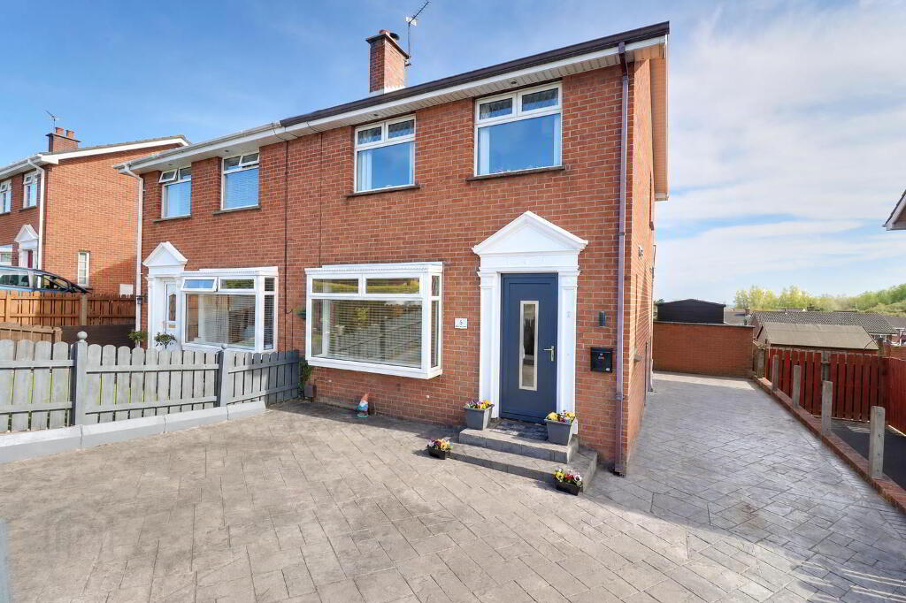 5 Ringhaddy Avenue, Newtownards, BT23 8XG