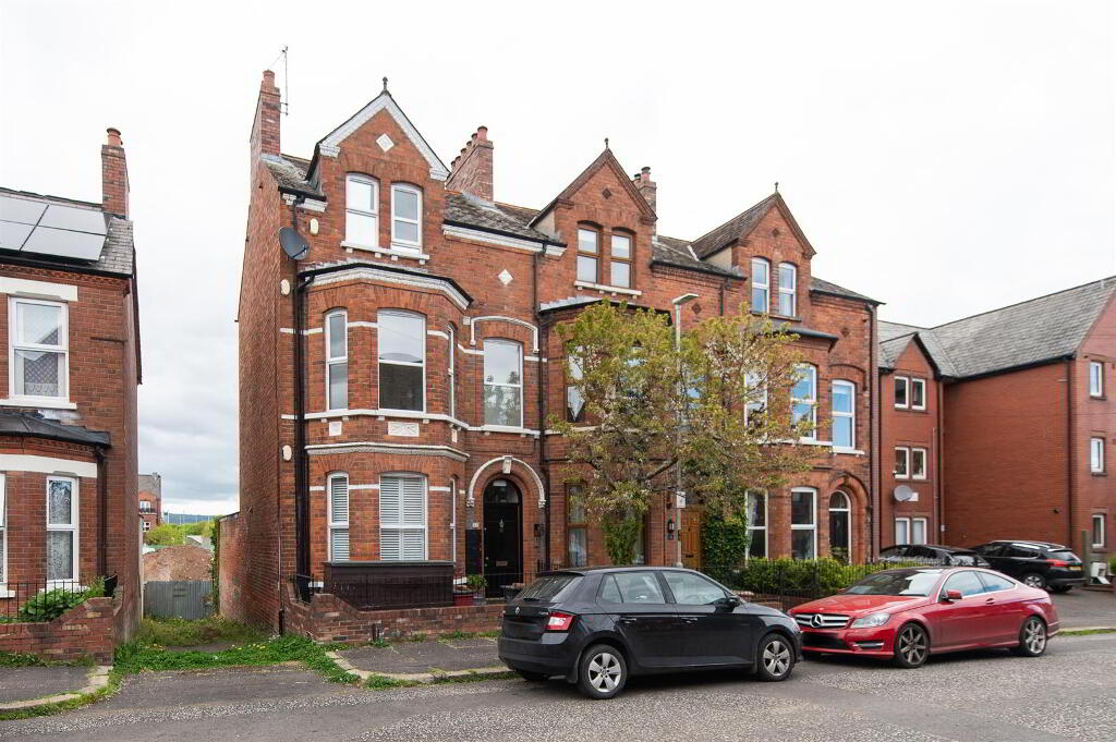 Apt 2, 52 The Mount, Albertbridge Road, Belfast, BT5 4ND