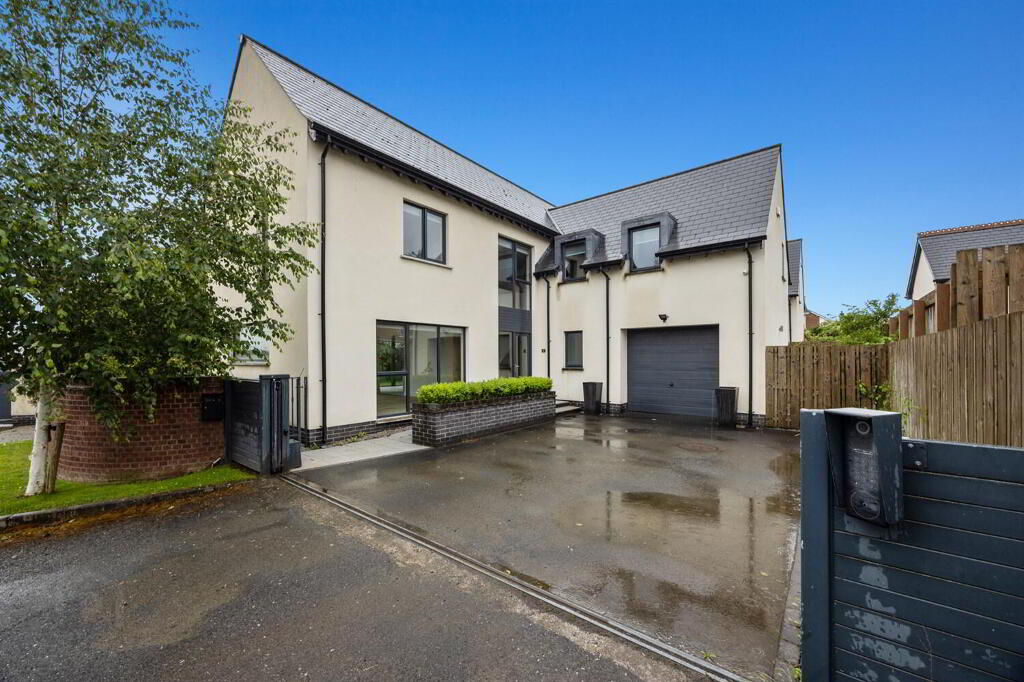4 Homestead Farm, Drumbeg Road, Belfast, BT17 9NE