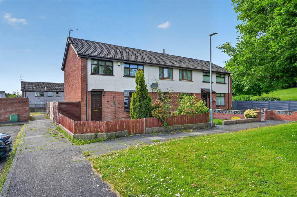 22 Iniscarn Park, Lisburn, BT28 2BL