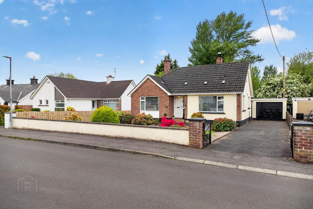 14 Parkmore Drive, Ballymena, BT43 5DT