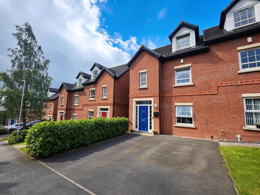 23 Rosscoole Gardens, Belfast, BT14 8JH