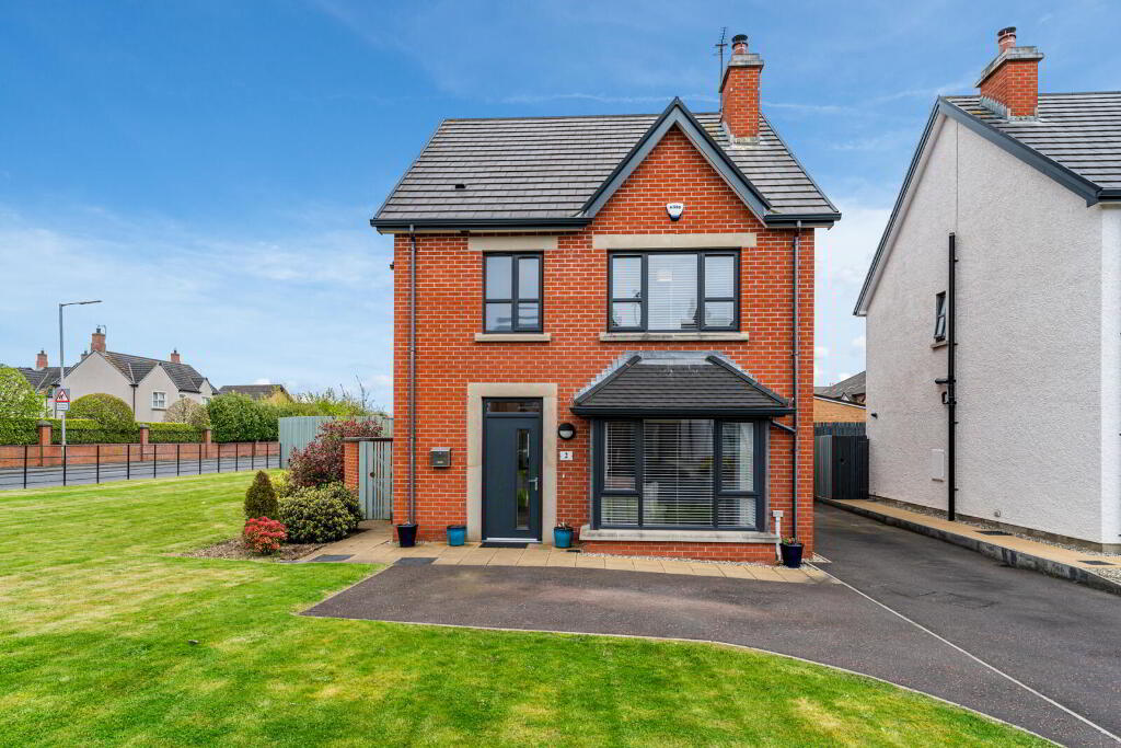 2 Evesham Lane, Bangor, BT19 1FU
