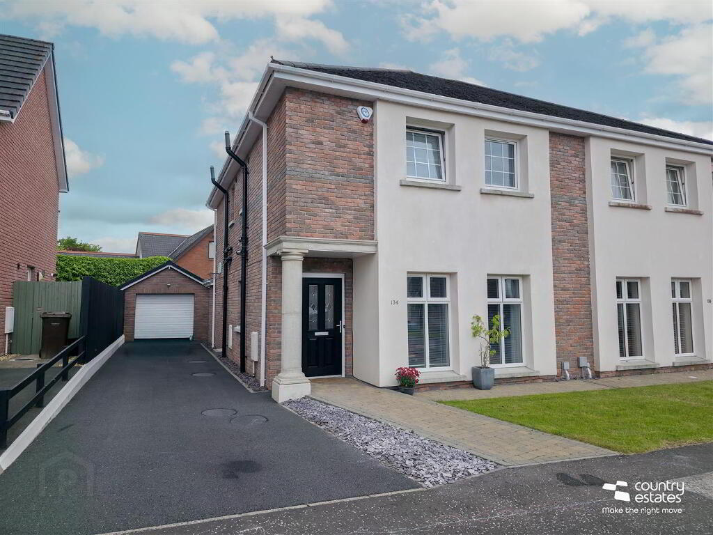 134 Farm Lodge Park, Greenisland, Carrickfergus, BT38 8ZG