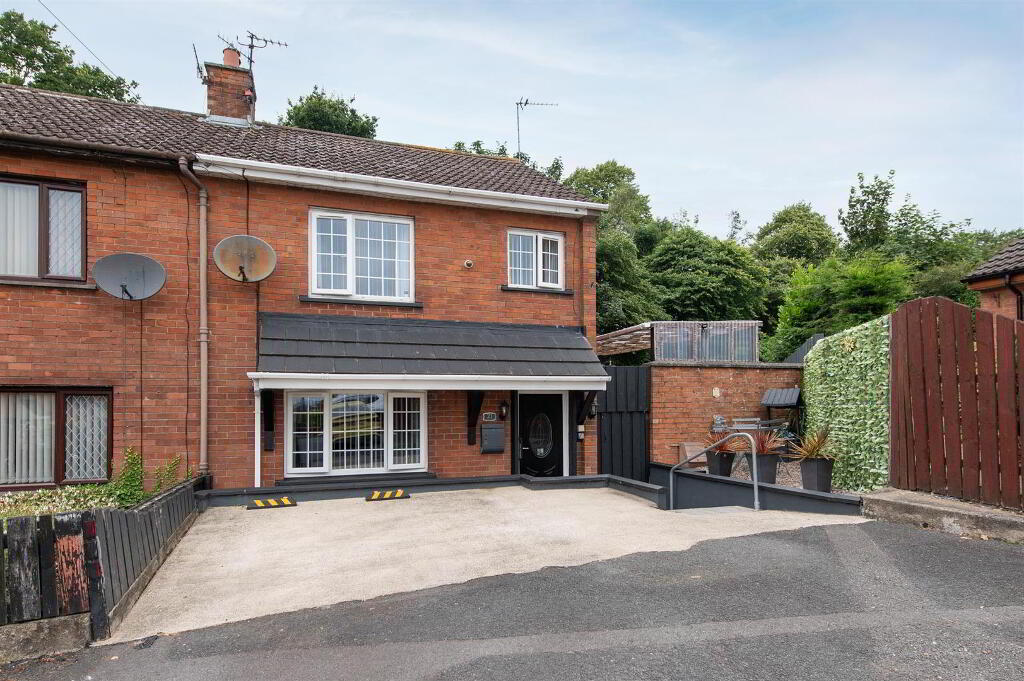 21 Mount Charles, Banbridge, BT32 4DF