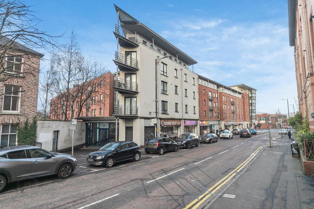 2.4 Apartment D Whitehall Square, 181 Sandy Row, Belfast, BT12 5EU