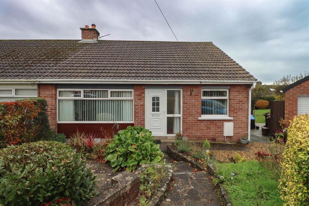 8 Canberra Gardens, Dundonald, Belfast, BT16 1JY