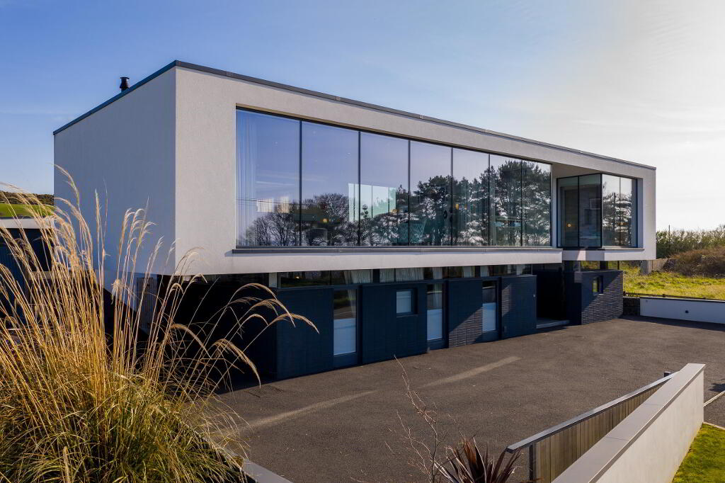 39 Ballymacrea Road, Portrush, BT56 8NS