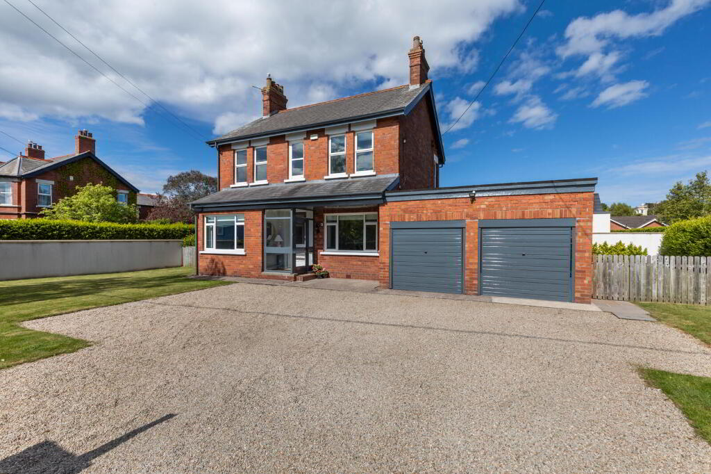 15 Ballymenoch Park, Holywood, BT18 0LP