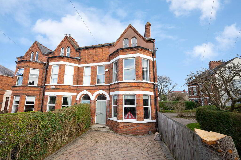 30 Cyprus Park, Belfast, BT5 6EA