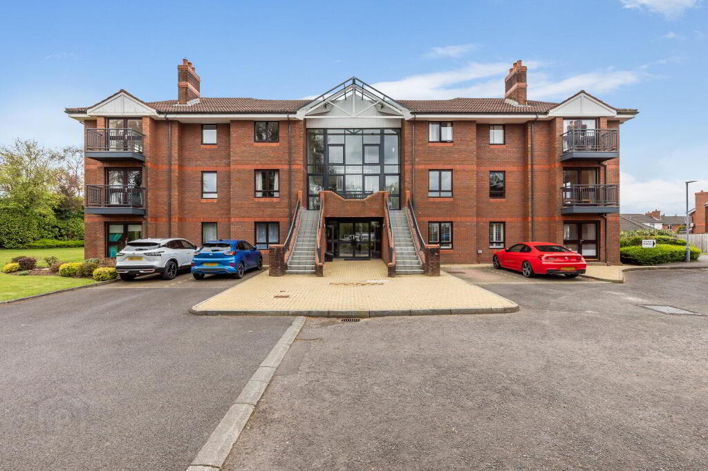 14 Malone Beeches, Belfast, BT9 6UB