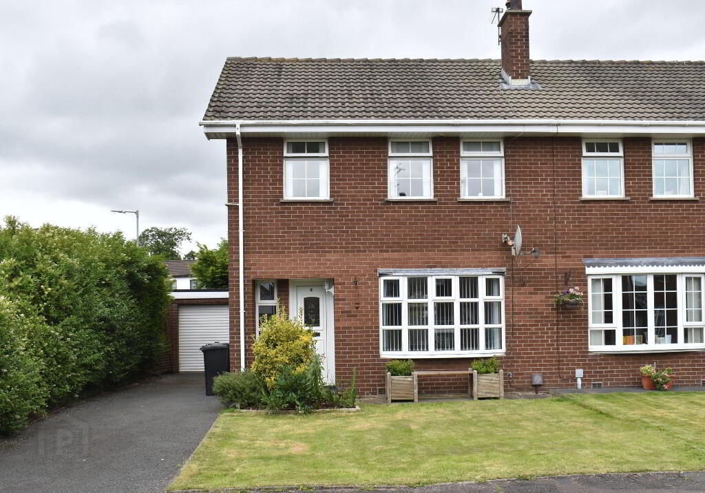 2 New Helmsley, Moira, BT67 0NY
