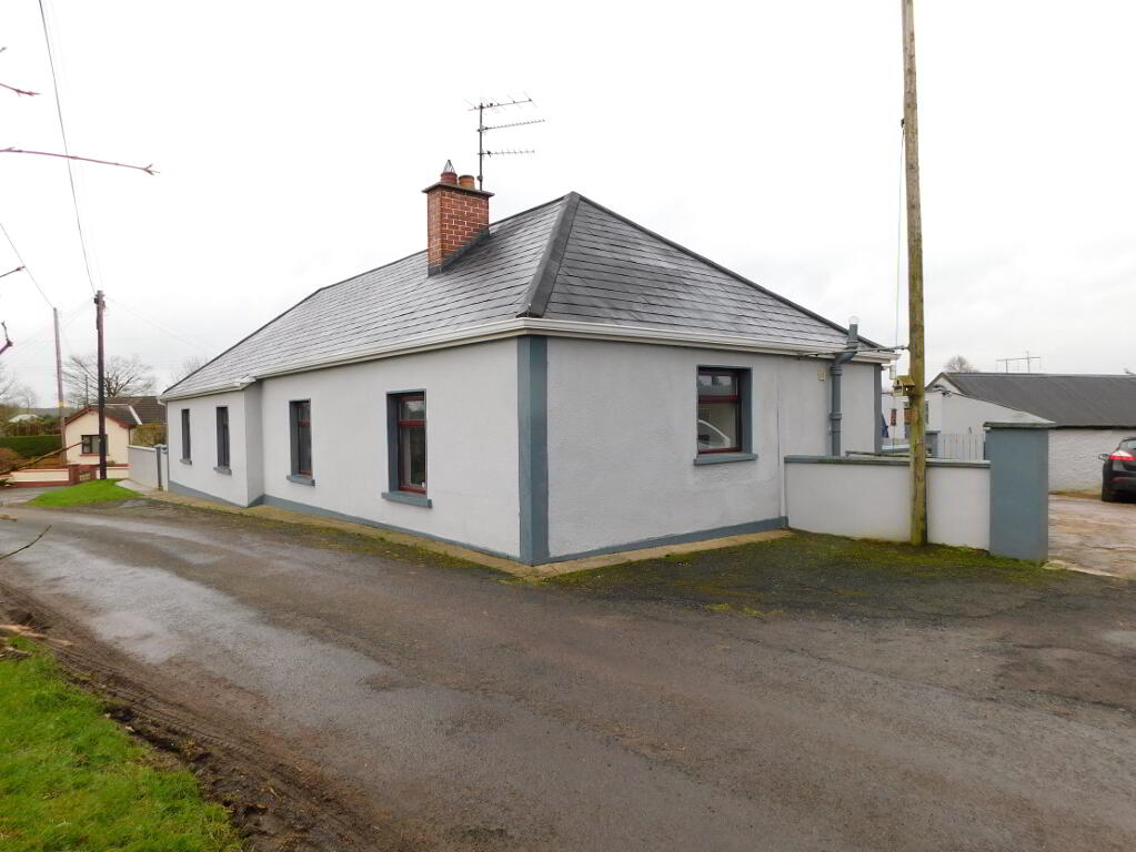 25 Woodbank Road, Omagh, BT79 0NB
