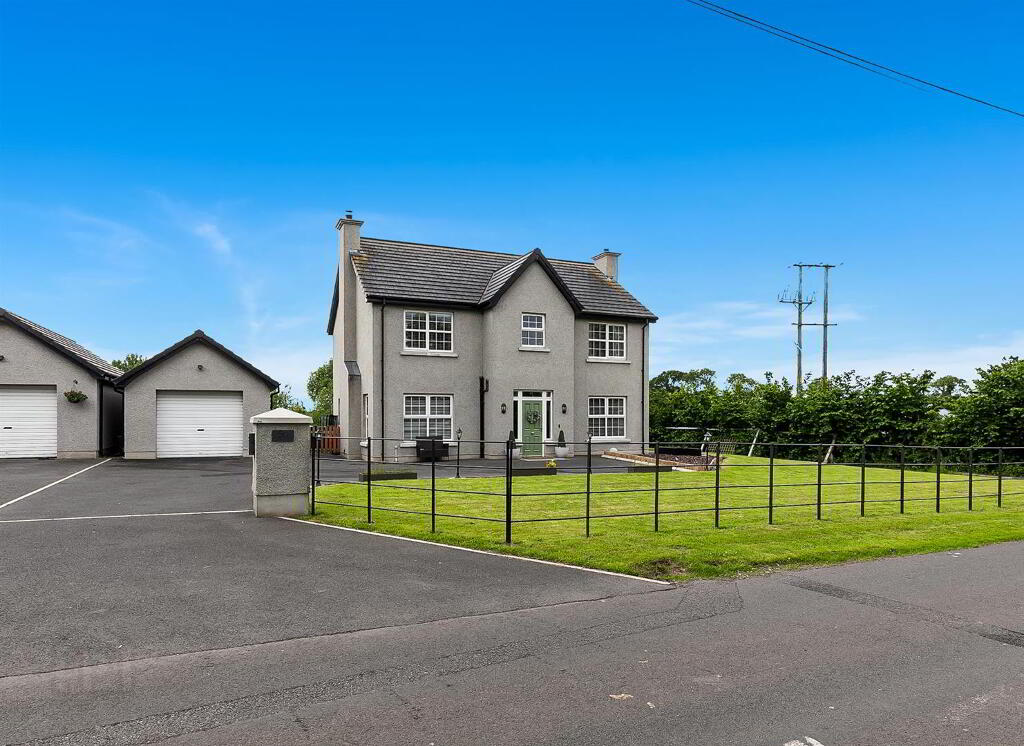 5d Feumore Road, Ballinderry Upper, Lisburn, BT28 2LJ