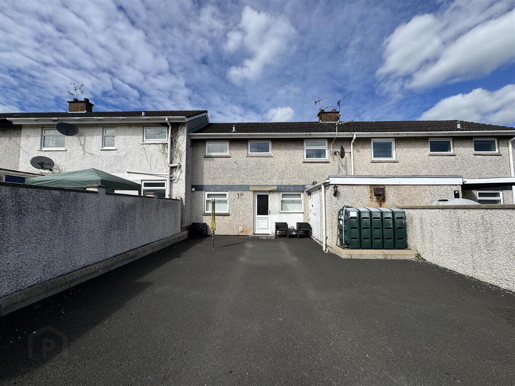 3 Ashgrove, Antrim, BT41 2BL