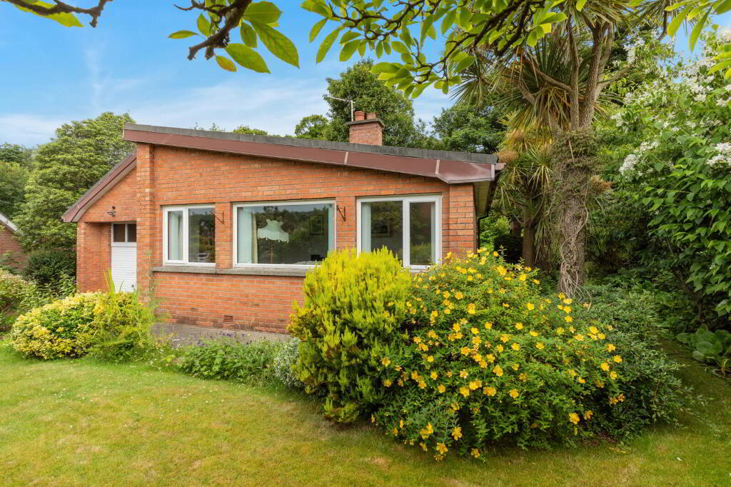 10 Croft Park, Holywood, BT18 0PF