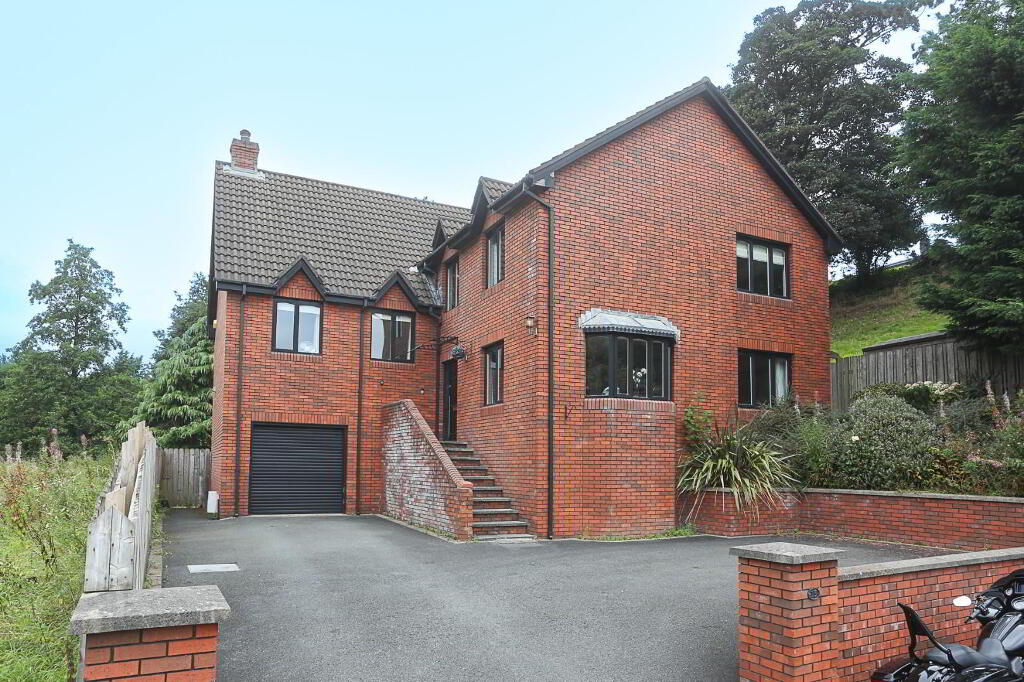 15 Finchley Vale, Belfast, BT4 2EU