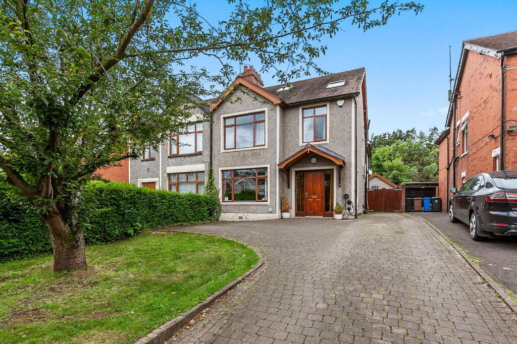 81 Lansdowne Road, Belfast, BT15 4AB