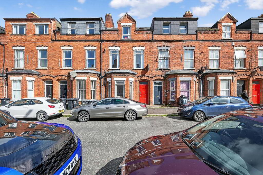 75 Wellesley Avenue ( Converted Into Two Apartments), Belfast, BT9 6DH