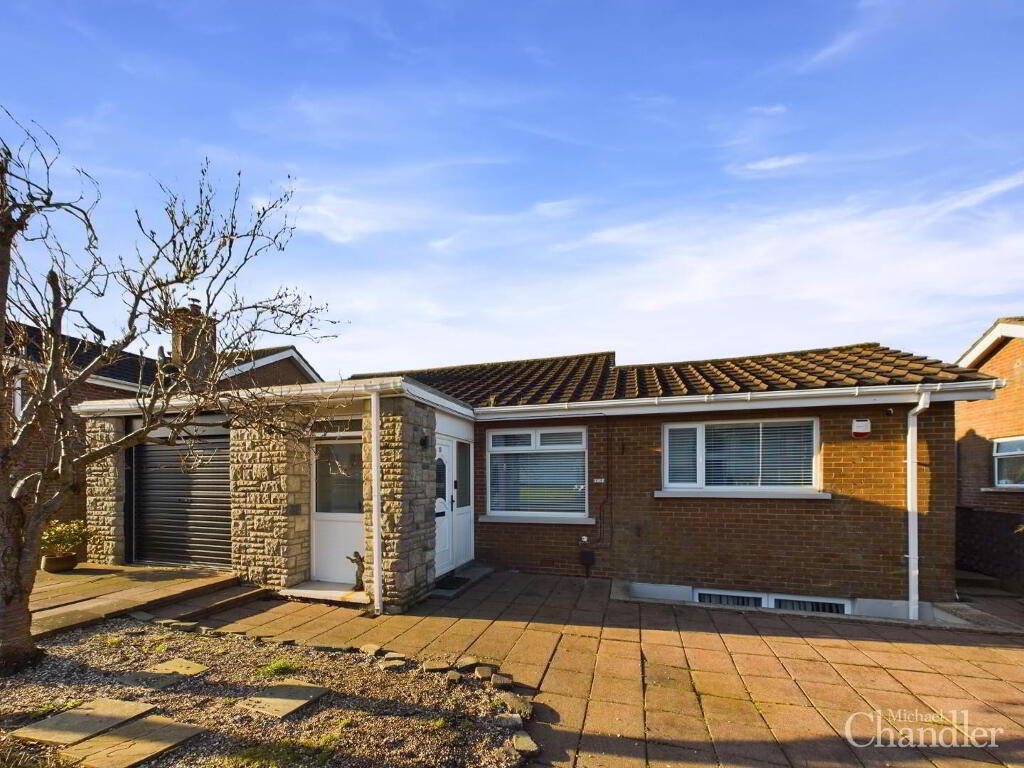 19 Glennor Crescent, Carryduff, Belfast, BT8 8HW