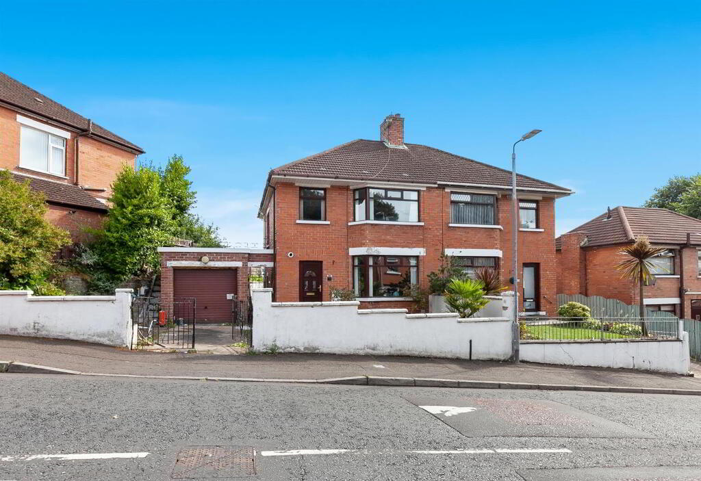 54 Lowwood Park, Belfast, BT15 4BD
