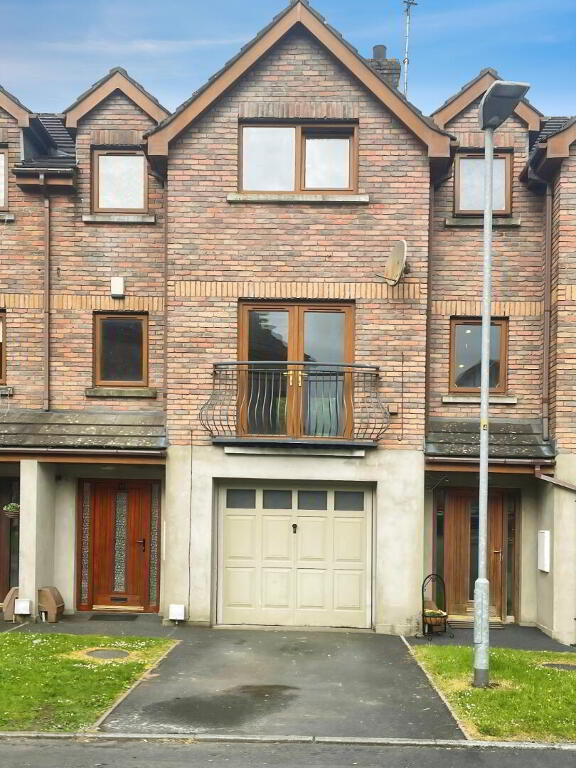 37 Silverwood Green, Lurgan, Craigavon, BT66 6RP