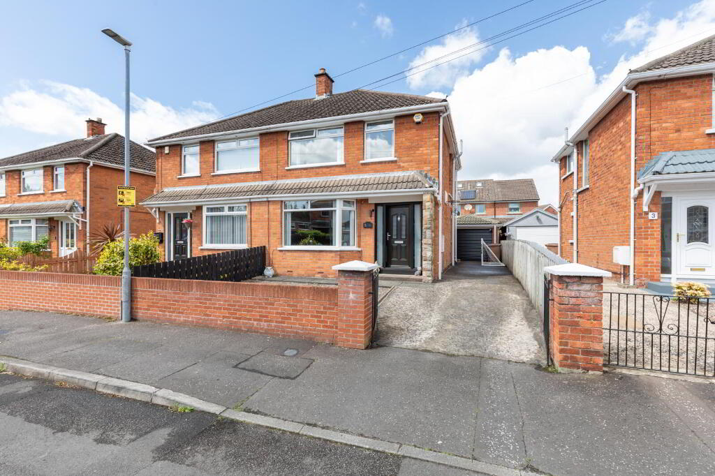 5 Sandhill Park, Belfast, BT5 6DR