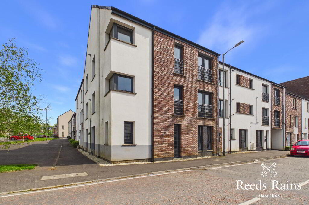 34 Woodbrook Avenue, Lisburn, BT28 2ZG